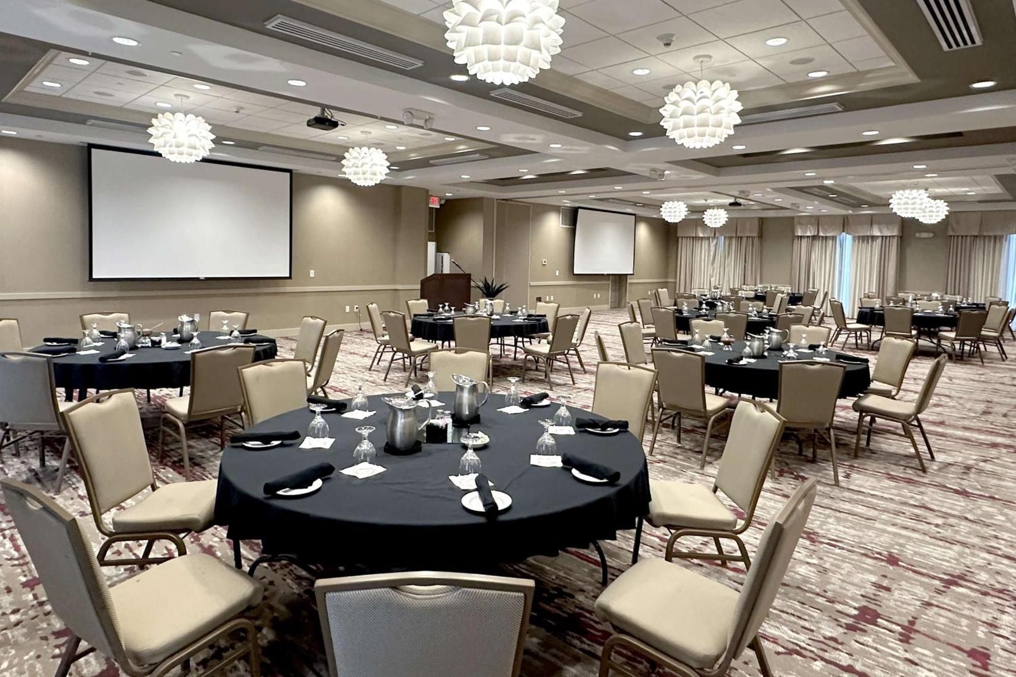 Hilton Garden Inn Olathe Exteriér fotografie