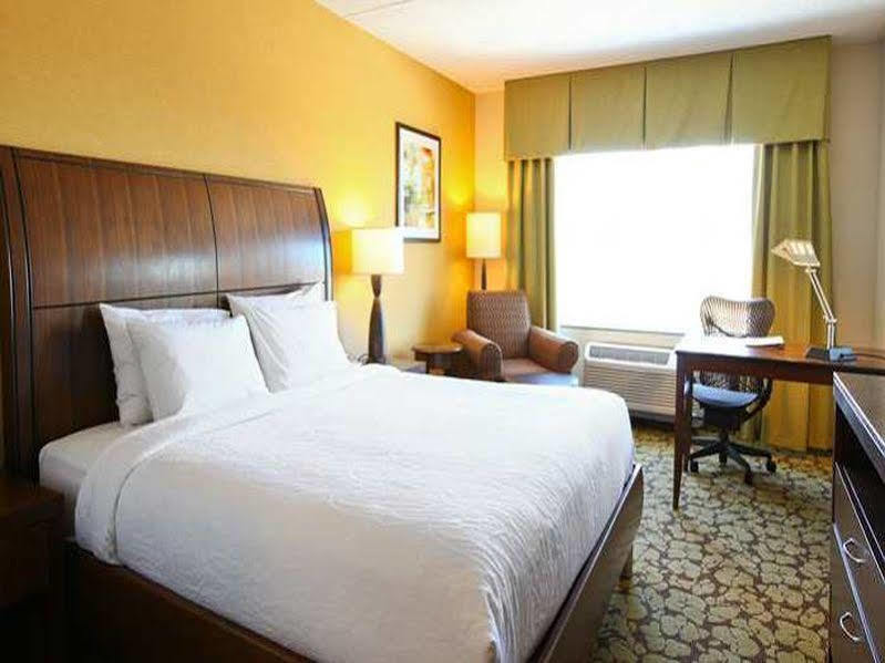 Hilton Garden Inn Olathe Exteriér fotografie